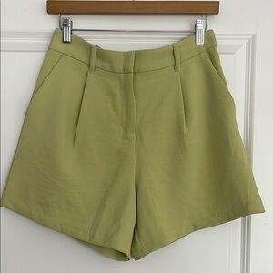 Abercrombie & Fitch Women's Lime Green Shorts
